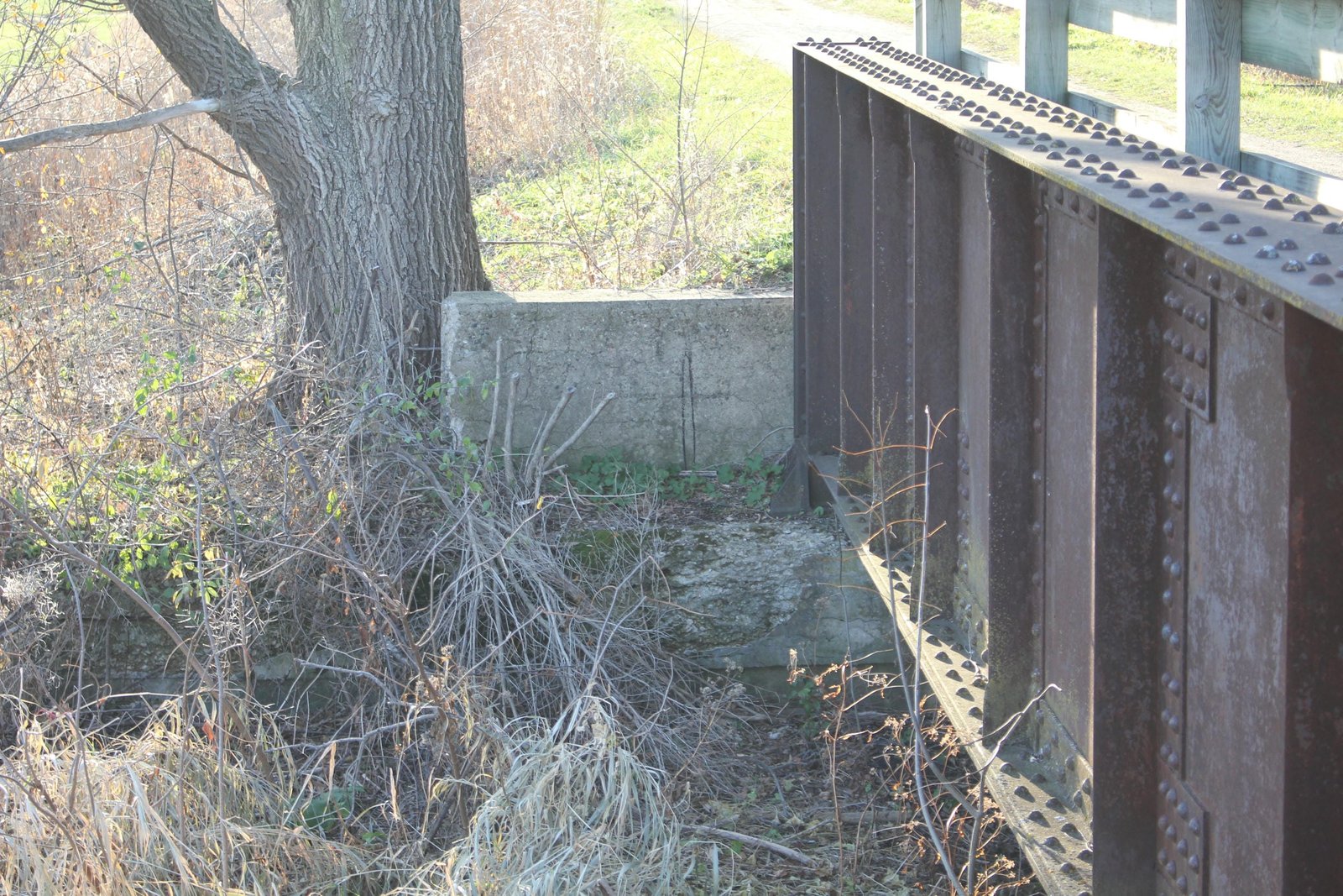 West abutment